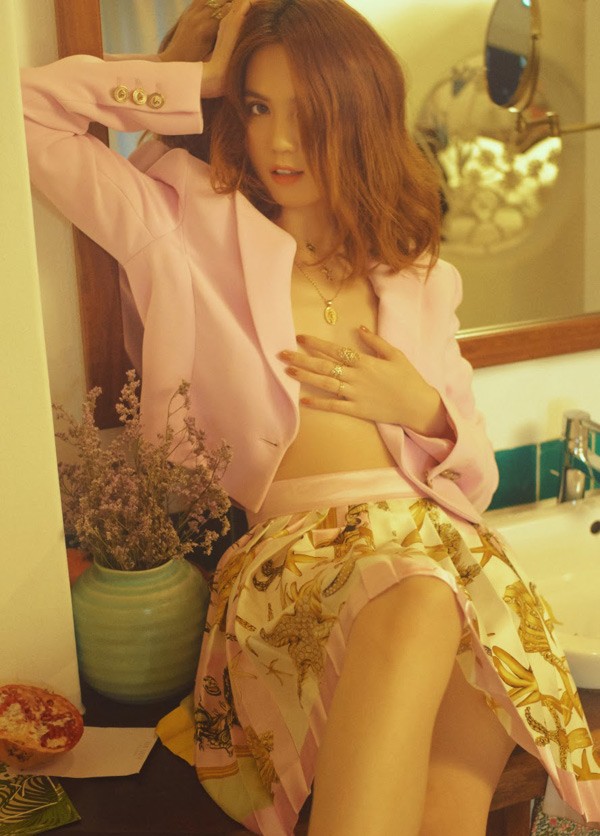 Ngọc Trinh tung bộ ảnh lưu giữ vẻ đẹp thanh xuân ảnh 4