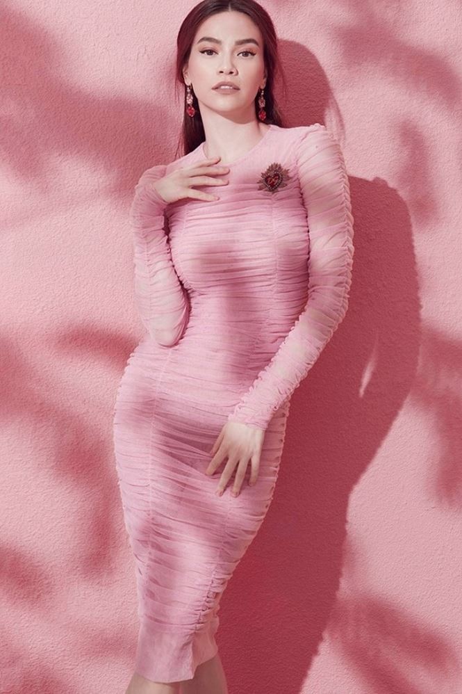 Hà Hồ khoe ngực đầy, eo thon gợi cảm ảnh 4