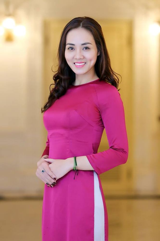 Bạn gái xinh đẹp và nóng bỏng của Công Lý là ai? ảnh 5