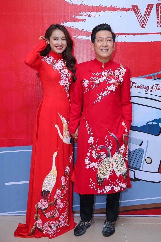 Nhã Phương và Trường Giang xuất hiện công khai sau 10 ngày 'trốn chạy' ảnh 1