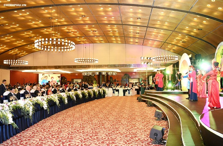 Thủ tướng chủ trì Dạ hội Quảng bá văn hóa Việt Nam ảnh 2