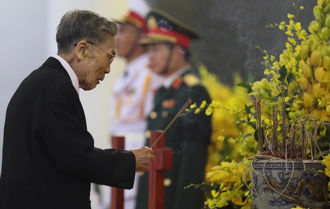 Những khoảnh khắc xúc động trong lễ viếng cố Tổng bí thư Đỗ Mười ảnh 5