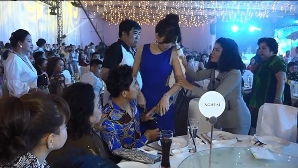 Trấn Thành lên tiếng sau sự cố trong tiệc sinh nhật Đàm Vĩnh Hưng ảnh 2