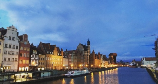 7 thành phố châu Âu cổ kính đáng để khám phá trong 2019 ảnh 7