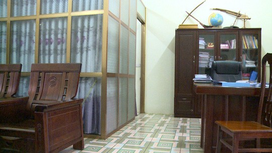 2 hiệu phó cùng 'trần tình' về vụ bắt hiệu trưởng nghi lạm dụng tình dục nhiều nam sinh ảnh 1