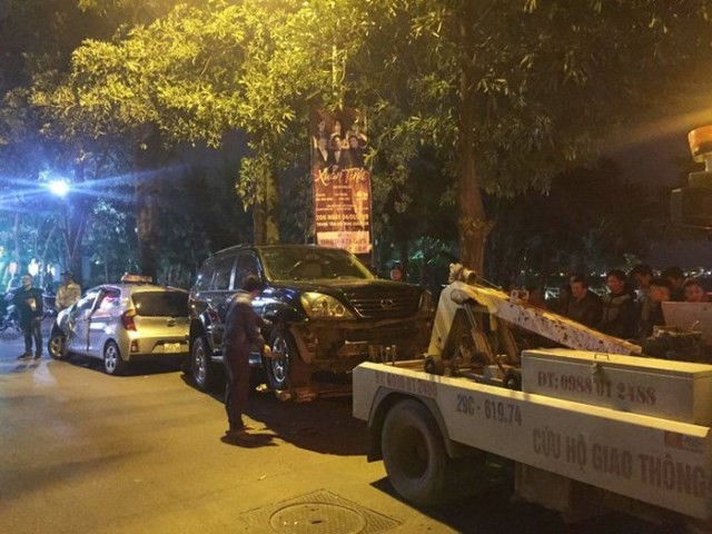 Danh tính nữ tài xế say rượu, lái xe Lexus gây tai nạn liên hoàn ở Hồ Tây ảnh 3