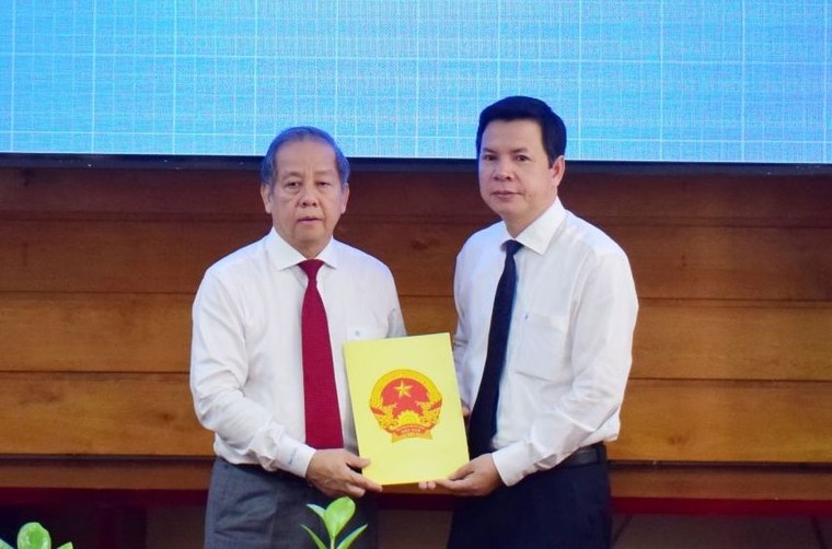 Điều động, bổ nhiệm nhân sự 7 tỉnh thành ảnh 2