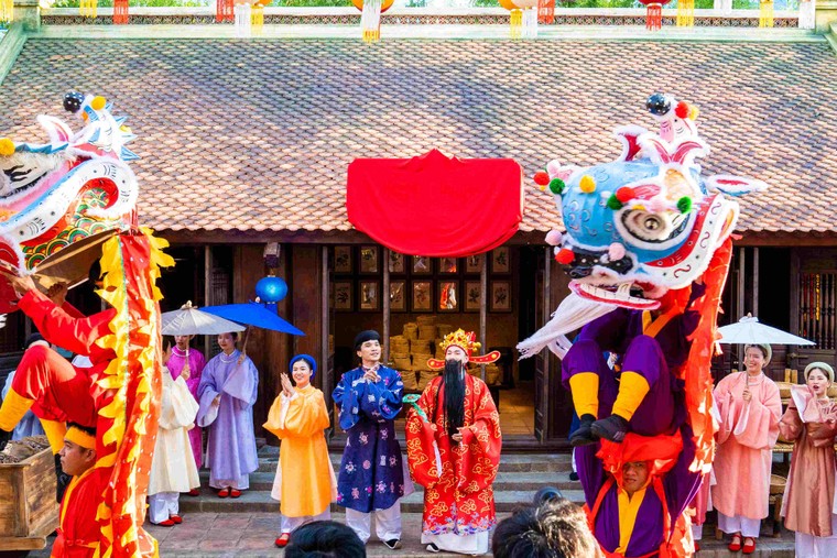 Đón Tết đủ đầy, rước lộc đầu năm tại Grand World Phú Quốc ảnh 8