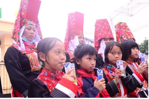 Vinamilk và Quỹ sữa vươn cao Việt Nam khởi động hành trình năm thứ 16 tại Quảng Ninh ảnh 13