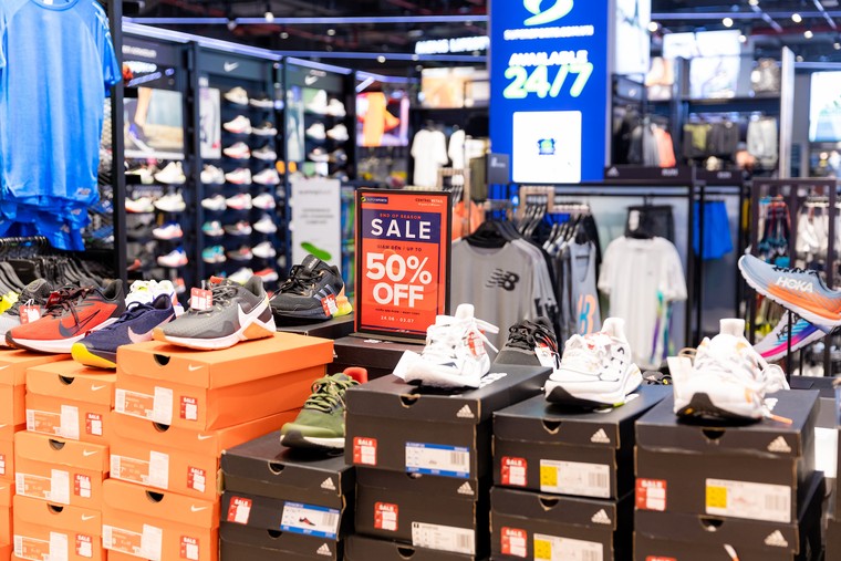 Sắm hè hứng khởi cùng loạt ưu đãi 'deal chồng deal' hấp dẫn chỉ có tại Vincom Red Sale 2023 ảnh 7