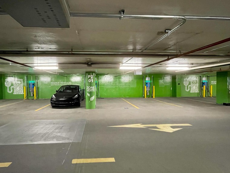 Dạo một vòng quanh các trạm sạc trong chung cư, bãi đỗ trên thế giới ảnh 6
