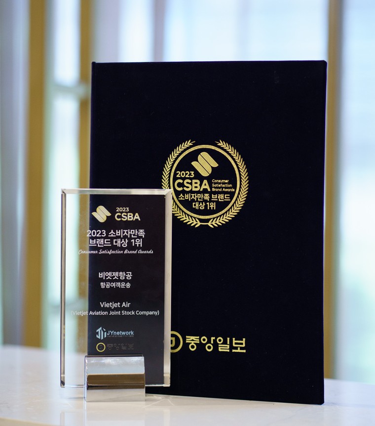 Vietjet nhận hai giải thưởng thương hiệu được khách hàng Hàn Quốc yêu thích 2023 ảnh 1