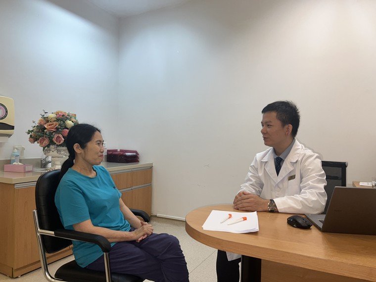 Bà hiến gan cứu sống cháu gái 2 tuổi suy gan giai đoạn cuối ảnh 2