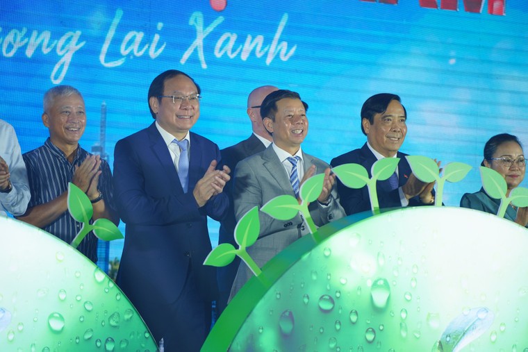 Vingroup phát động chiến dịch “Mãnh liệt Tinh thần Việt Nam - Vì Tương lai Xanh” ảnh 1