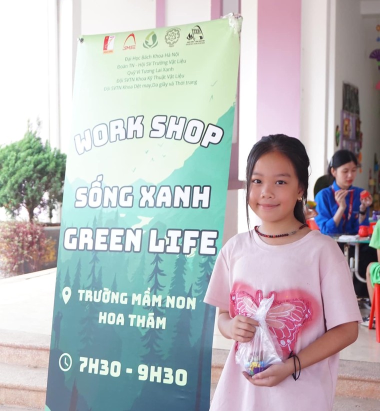 Những “chiến sĩ” áo xanh giúp người dân chuyển đổi xanh ảnh 1