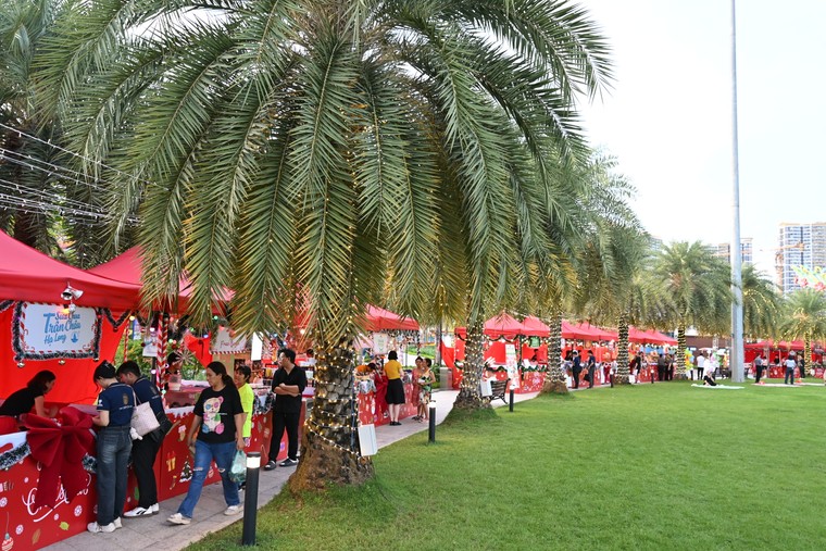 Không khí lễ hội tràn ngập trước giờ G siêu nhạc hội 8Wonder Winter ảnh 14