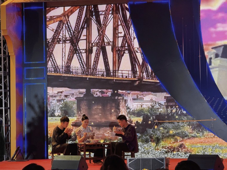Khai mạc Festival Phở 2025: "Tinh hoa phở Việt - Di sản trong kỷ nguyên số" ảnh 2