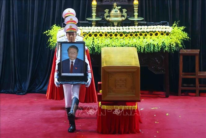 Lễ đưa tang nguyên Chủ tịch nước Trần Đức Lương ảnh 1