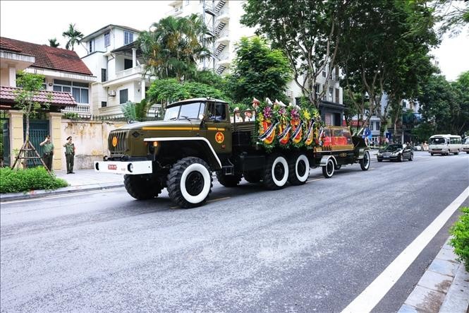 Lễ đưa tang nguyên Chủ tịch nước Trần Đức Lương ảnh 14