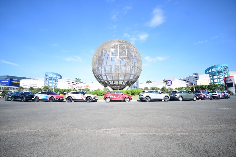 Dàn xe điện VinFast cực chất khuấy động đường phố Philippines ảnh 3