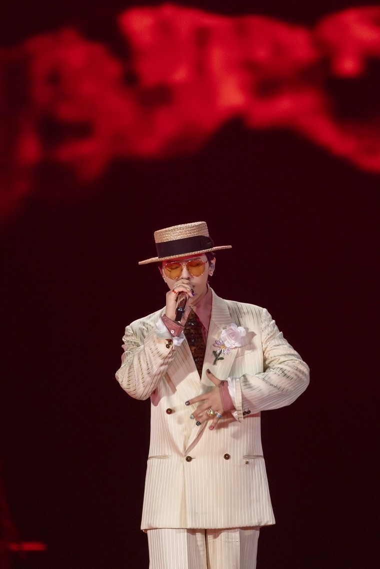 Concert của siêu sao G-DRAGON thăng hoa giữa đại dương ánh sáng Ocean City ảnh 2