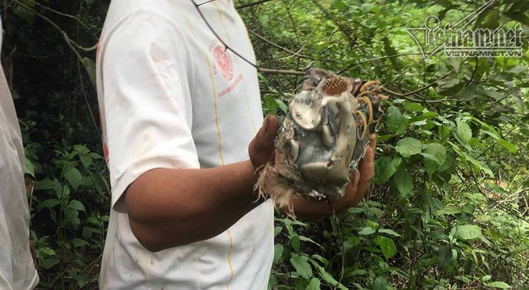 Tìm thấy hộp đen máy bay Su-22U rơi tại Nghệ An ảnh 3