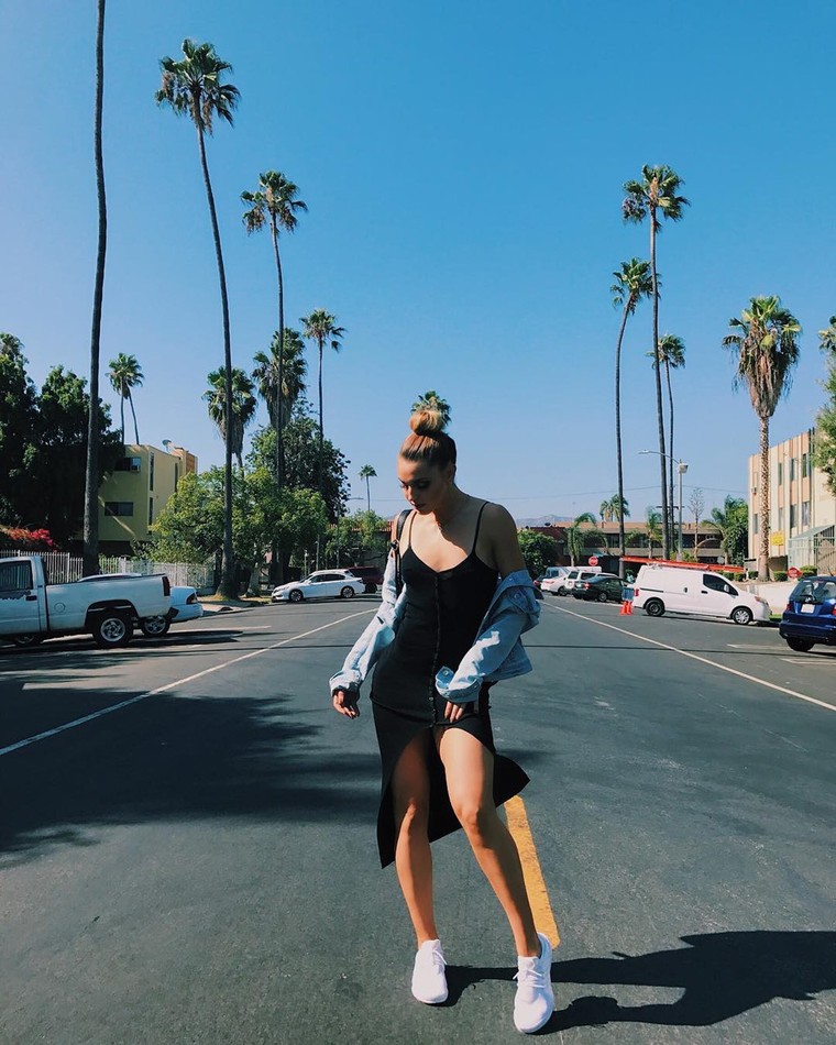 'Hot girl bóng rổ' Mỹ cao 1,8 m, thân hình nóng bỏng như người mẫu ảnh 5