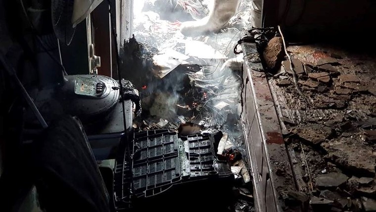 Hiện trường vụ cháy lớn tại khu tập thể cũ trên đường Tôn Thất Tùng ảnh 10