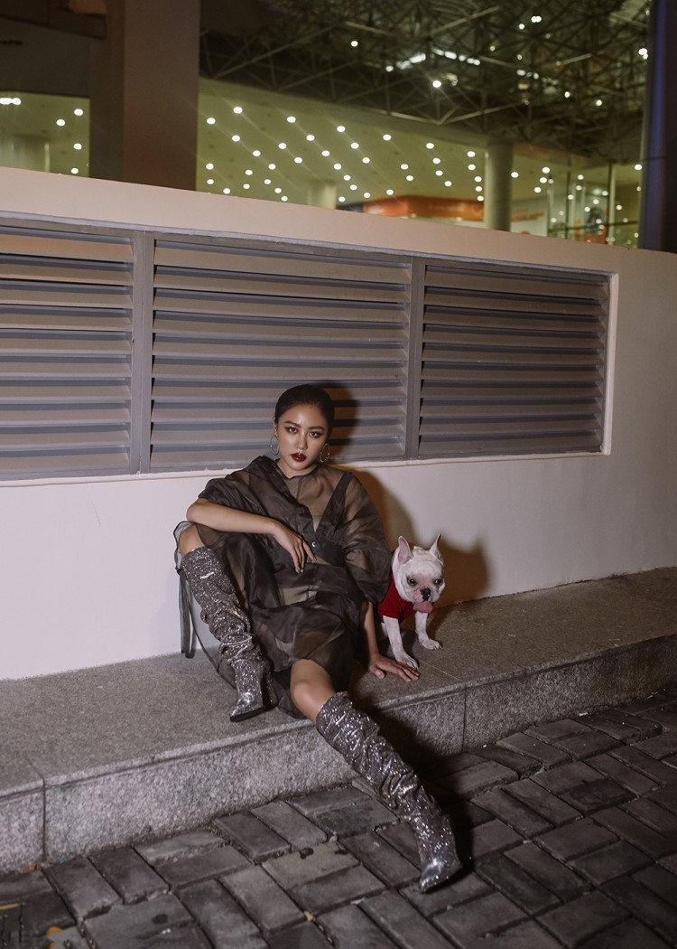 Không thể nhận ra Văn Mai Hương ngày nào với phong cách 'lột xác' như thế này ảnh 12