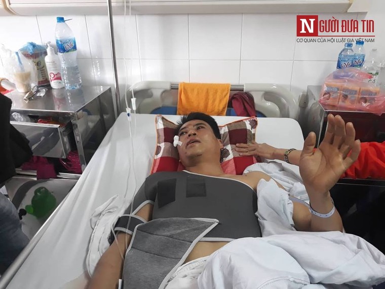 Nạn nhân kể lại giây phút kinh hoàng bị xe Lexus chèn qua người ảnh 1