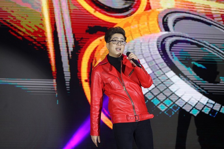 Hàng nghìn khán giả 'quẩy' hết mình trong đại tiệc countdown đầu tiên tại Thanh Hoá ảnh 8