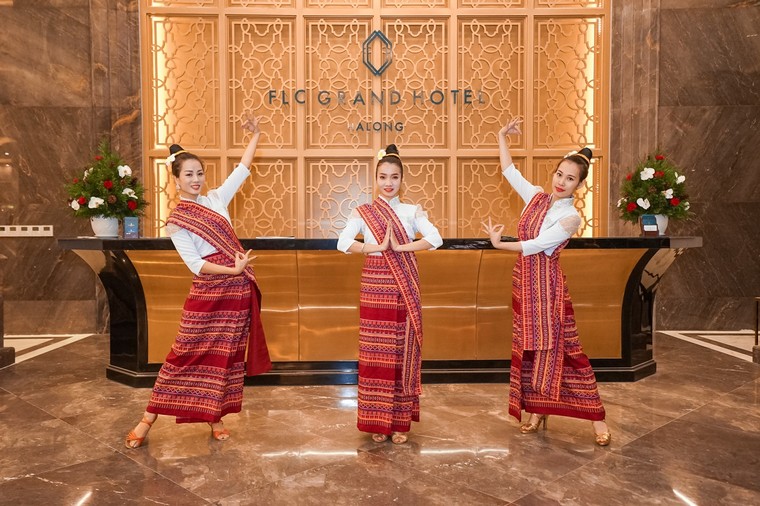 Tưng bừng chuỗi lễ hội văn hóa quốc tế rực rỡ sắc màu tại FLC Hạ Long ảnh 1