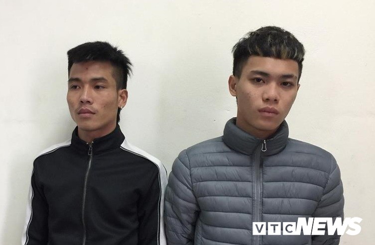 Xem xét xử lý hai thanh niên rải đinh trước đầu xe tải ở Hà Nội ảnh 1