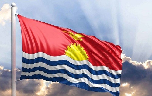 Quốc kỳ Kiribati có hình con chim gì?