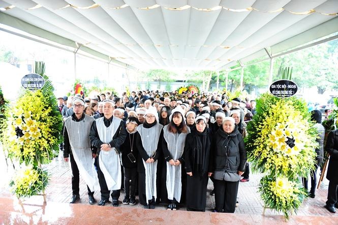 Gia đình, bạn bè tiễn biệt Nguyễn Trọng Tạo về với 'Khúc hát sông quê' ảnh 1