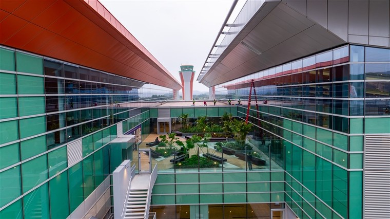 Nghỉ dưỡng ở… sân bay ảnh 9