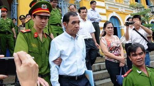 Từ 'hot trend 10yearschallenge' thử nhìn lại kinh tế Việt Nam 10 năm trước ảnh 6