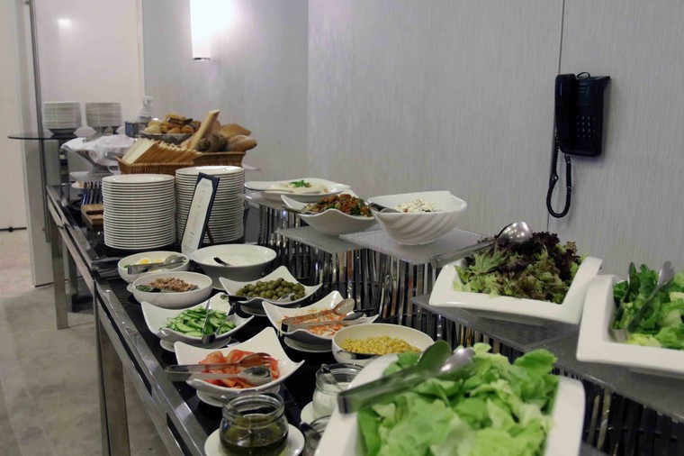 Tuyển Việt Nam tới Dubai, sẵn sàng cho trận đấu gặp Jordan tại vòng 1/8 Asian Cup ảnh 13