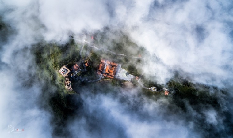 Fansipan – ngọn núi huyền tích, sự ích kỷ và giấc mơ chinh phục đỉnh trời ảnh 1