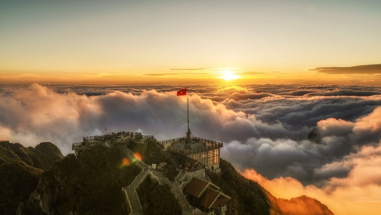 Fansipan – ngọn núi huyền tích, sự ích kỷ và giấc mơ chinh phục đỉnh trời ảnh 8