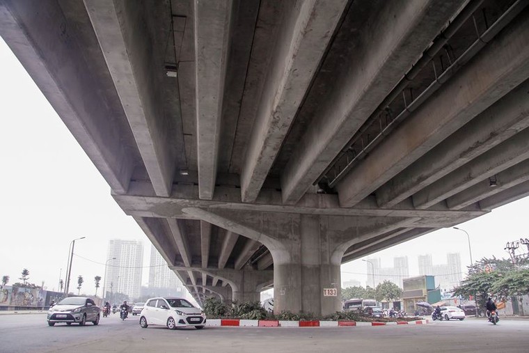 Tận thấy đường vành đai 3 Hà Nội sau xén dải phân cách ảnh 8