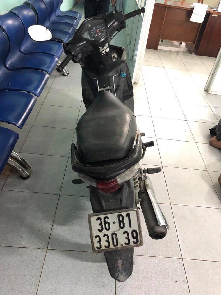 Bắt giữ đối tượng vờ ngáo đá, cướp tài sản trên xa lộ ảnh 1