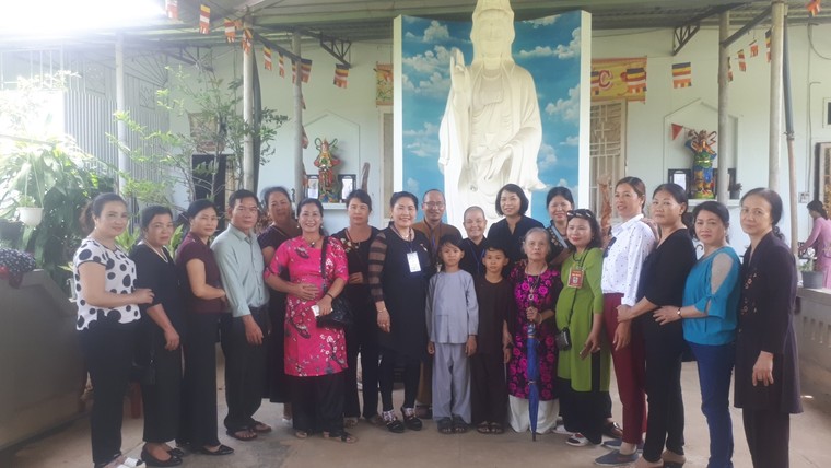 Chuyến đi của những tấm lòng nhân ái ảnh 8