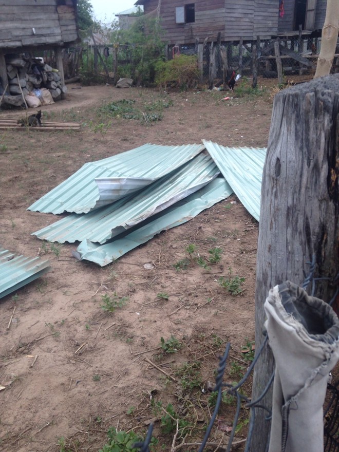 Lốc xoáy làm tốc mái và sập gần 50 căn nhà ở Gia Lai ảnh 2