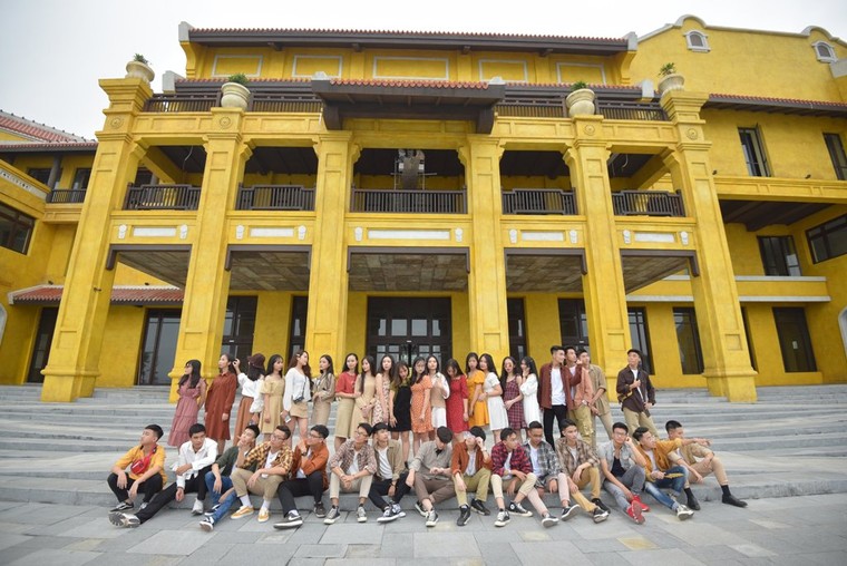 'Hot' như bến tàu du lịch mới tại Bãi Cháy ảnh 6