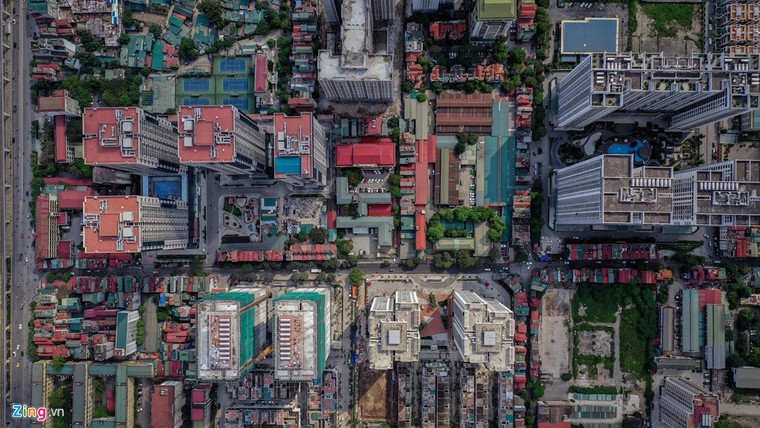 20 tòa chung cư chen chúc trên tuyến đường 720 m tại Hà Nội ảnh 2