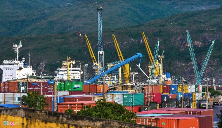 Cận cảnh cảng Quy Nhơn bị bán cổ phần với giá 'rẻ như cho' ảnh 13