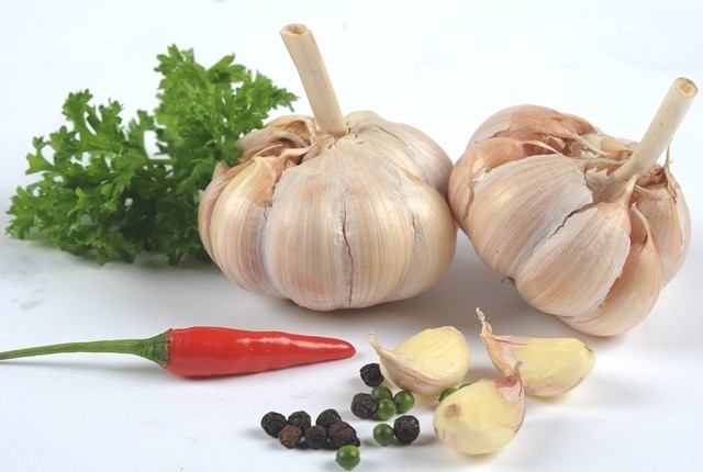 Không nên ăn tỏi với trứng vì...