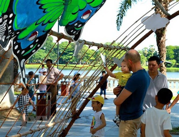 Lễ hội Diều Huế 2019: Lưu giữ nghệ thuật chơi diều trên đất Cố đô ảnh 1