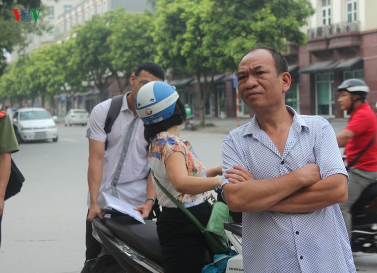 Thi THPT quốc gia: Thí sinh quên thẻ, nhập viện trước buổi thi Ngữ văn ảnh 16